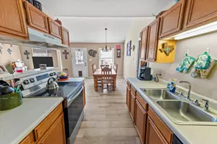 203 W Lee Ave, Whitney, TX 76692 - Photo 27