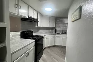 7501 Chesterfield Dr, Dallas, TX 75237 - Photo 7