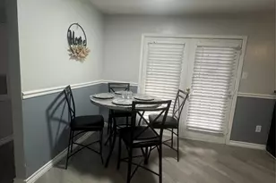 7501 Chesterfield Dr, Dallas, TX 75237 - Photo 9