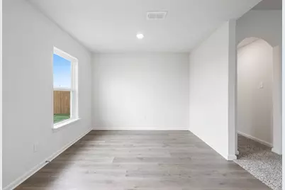 4910 Fillmore Drive, Greenville, TX 75401 - Photo 3