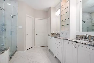 2828 Northwood Street, Grapevine, TX 76051 - Photo 15