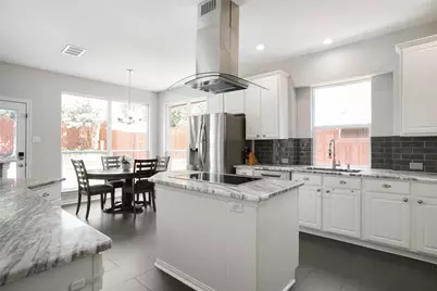 2828 Northwood Street, Grapevine, TX 76051 - Photo 11