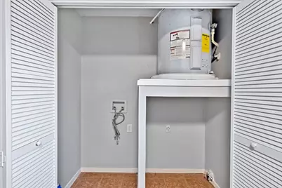 111 Lorie Street, Alvarado, TX 76009 - Photo 9