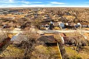 111 Lorie St, Alvarado, TX 76009 - Photo 23