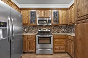 488 Hawkins Ct, Robinson, TX 76706 - Photo 11