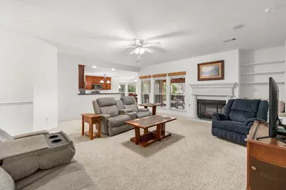 5712 Creekway Drive, Denton, TX 76226 - Photo 9