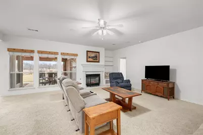 5712 Creekway Drive, Denton, TX 76226 - Photo 7