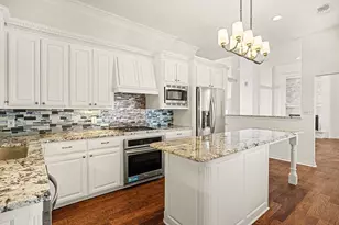 7006 Stone Bluff Ct, Granbury, TX 76048 - Photo 11