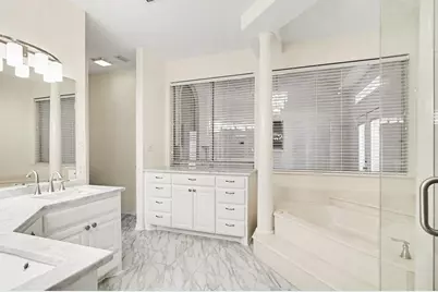 7006 Stone Bluff Court, Granbury, TX 76048 - Photo 17