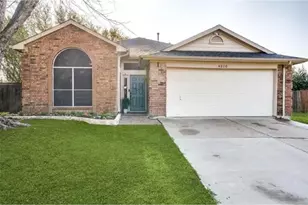 4310 Elgin Ct, Grand Prairie, TX 75052 - Photo 1