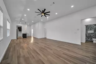 2406 Naoma St, Dallas, TX 75241 - Photo 3