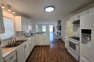 108 W Acheson St, Denison, TX 75021 - Photo 3