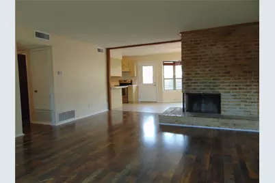 10835 Hayfield Drive, Dallas, TX 75238 - Photo 7