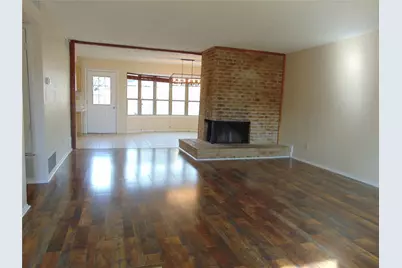 10835 Hayfield Drive, Dallas, TX 75238 - Photo 5