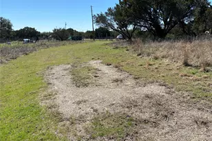 8452 Hill Top Dr, Cleburne, TX 76033 - Photo 11