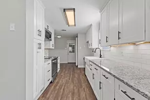 1216 W Lamberth Rd, Sherman, TX 75092 - Photo 13