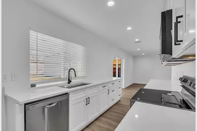 817 Northshore Drive, Garland, TX 75040 - Photo 9