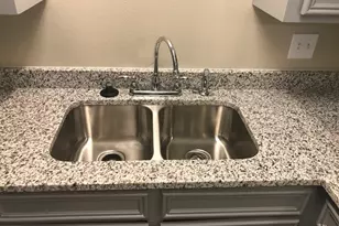 4027 Ovid Ave, Dallas, TX 75224 - Photo 5