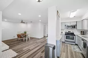 907 Roaring Springs Rd, Fort Worth, TX 76114 - Photo 13