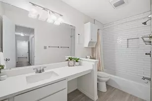 907 Roaring Springs Rd, Fort Worth, TX 76114 - Photo 21