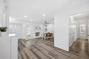 907 Roaring Springs Rd, Fort Worth, TX 76114 - Photo 9