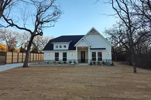 2017 Shady Crk Xing, Azle, TX 76020 - Photo 1