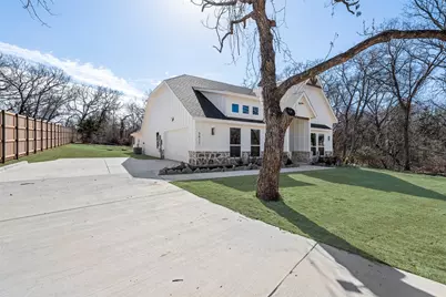 2017 Shady Creek Crossing, Azle, TX 76020 - Photo 3