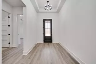 2017 Shady Crk Xing, Azle, TX 76020 - Photo 9