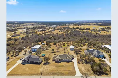 123 Kriston Lane, Springtown, TX 76082 - Photo 33