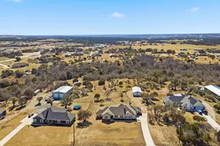 123 Kriston Ln, Springtown, TX 76082 - Photo 33