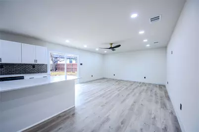 1101 Fouts Drive, Irving, TX 75061 - Photo 5