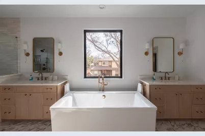 1810 Corona Street, Dallas, TX 75214 - Photo 23