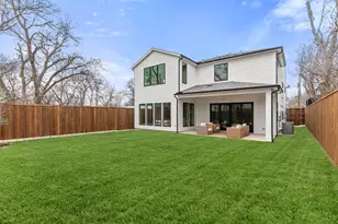 1810 Corona St, Dallas, TX 75214 - Photo 37