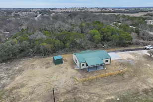 530 Lois Cir, Granbury, TX 76049 - Photo 33
