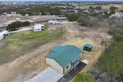 530 Lois Circle, Granbury, TX 76049 - Photo 29