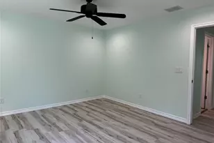 530 Lois Cir, Granbury, TX 76049 - Photo 23