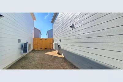 1023 Bishop Creek Drive, Princeton, TX 75407 - Photo 15