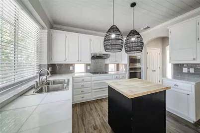 1940 Robin Lane, Flower Mound, TX 75028 - Photo 7