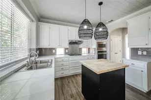 1940 Robin Ln, Flower Mound, TX 75028 - Photo 9