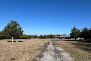 358 Co Rd 4519, Wolfe City, TX 75496 - Photo 7