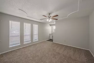 876 Dogwood Trail, Lancaster, TX 75146 - Photo 29