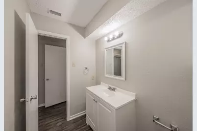 876 Dogwood Trail, Lancaster, TX 75146 - Photo 21