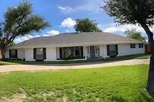 7349 Royal Cir, Dallas, TX 75230 - Photo 1