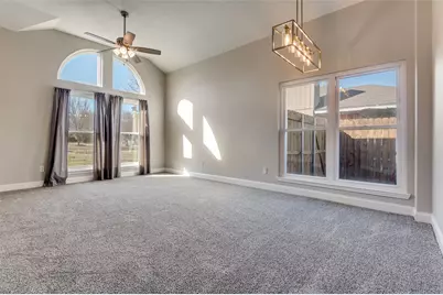 670 Honeysuckle Lane, Cedar Hill, TX 75104 - Photo 3