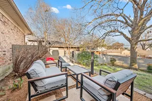 9710 Parkford Dr, Dallas, TX 75238 - Photo 25