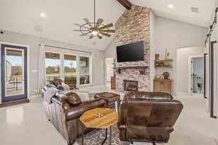 148 S Ranch Ln, Graham, TX 76450 - Photo 5