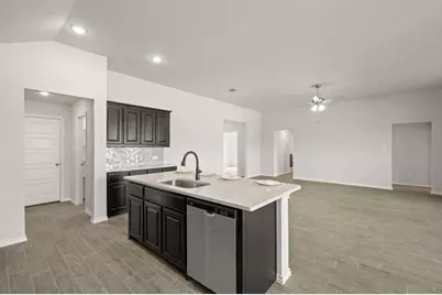 805 Stone Eagle Drive, Azle, TX 76020 - Photo 9