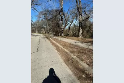 4109 Shady Creek Drive, Fort Worth, TX 76109 - Photo 5