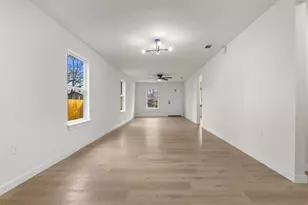 3719 Meadow St, Dallas, TX 75215 - Photo 13