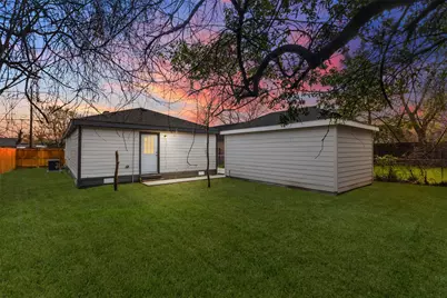 3719 Meadow Street, Dallas, TX 75215 - Photo 27